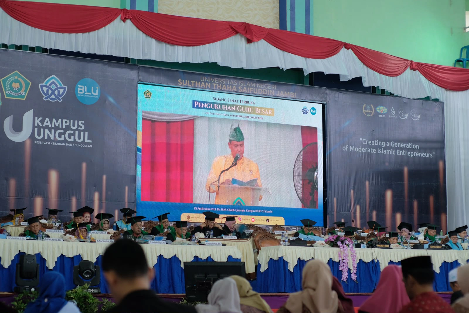 Prof. Dr. Ahmad Ridwan, S.Ag., M.Pd.I Resmi Dikukuhkan sebagai Guru Besar Bidang Manajemen Pendidikan